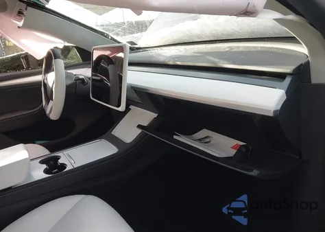 2025 Tesla Model Y Long Range Dual Motor All-Wheel Drive из США, поврежденный, VIN 7SAYGDEE5SA361917